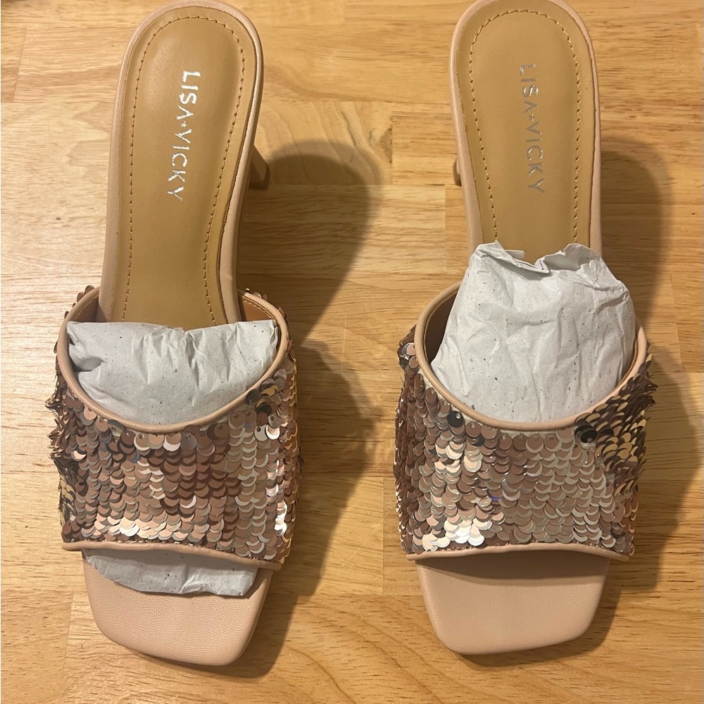 LisaVicky Pretty-V Champagne PYT Sequins NIB size 6 women